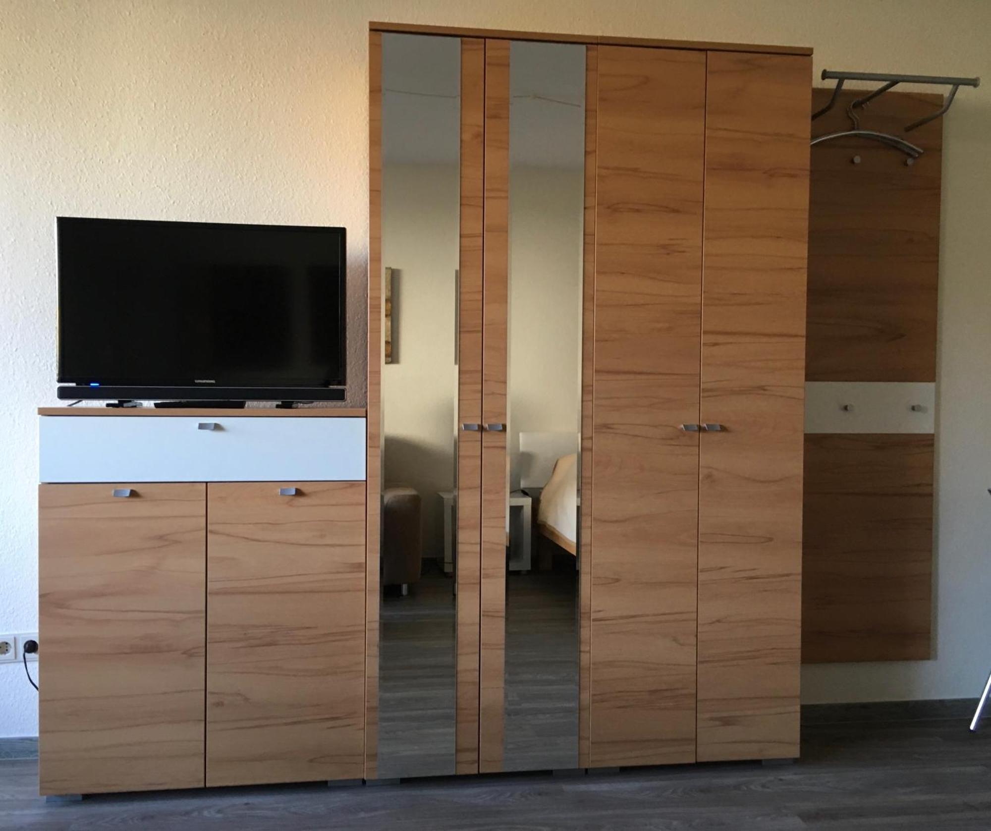 Appartementresidenz Am Kurpark - Ferienwohnungen Mit Pool & Sauna & Garage Bad Salzuflen Room photo
